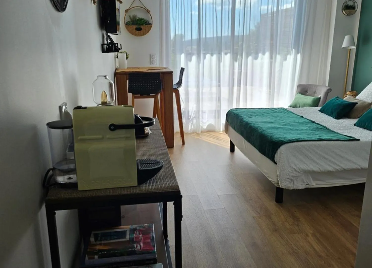 Studio Le Paradis Vert Aix-En-Provence, Parking, Piscine 0*, Aix-en-Provence